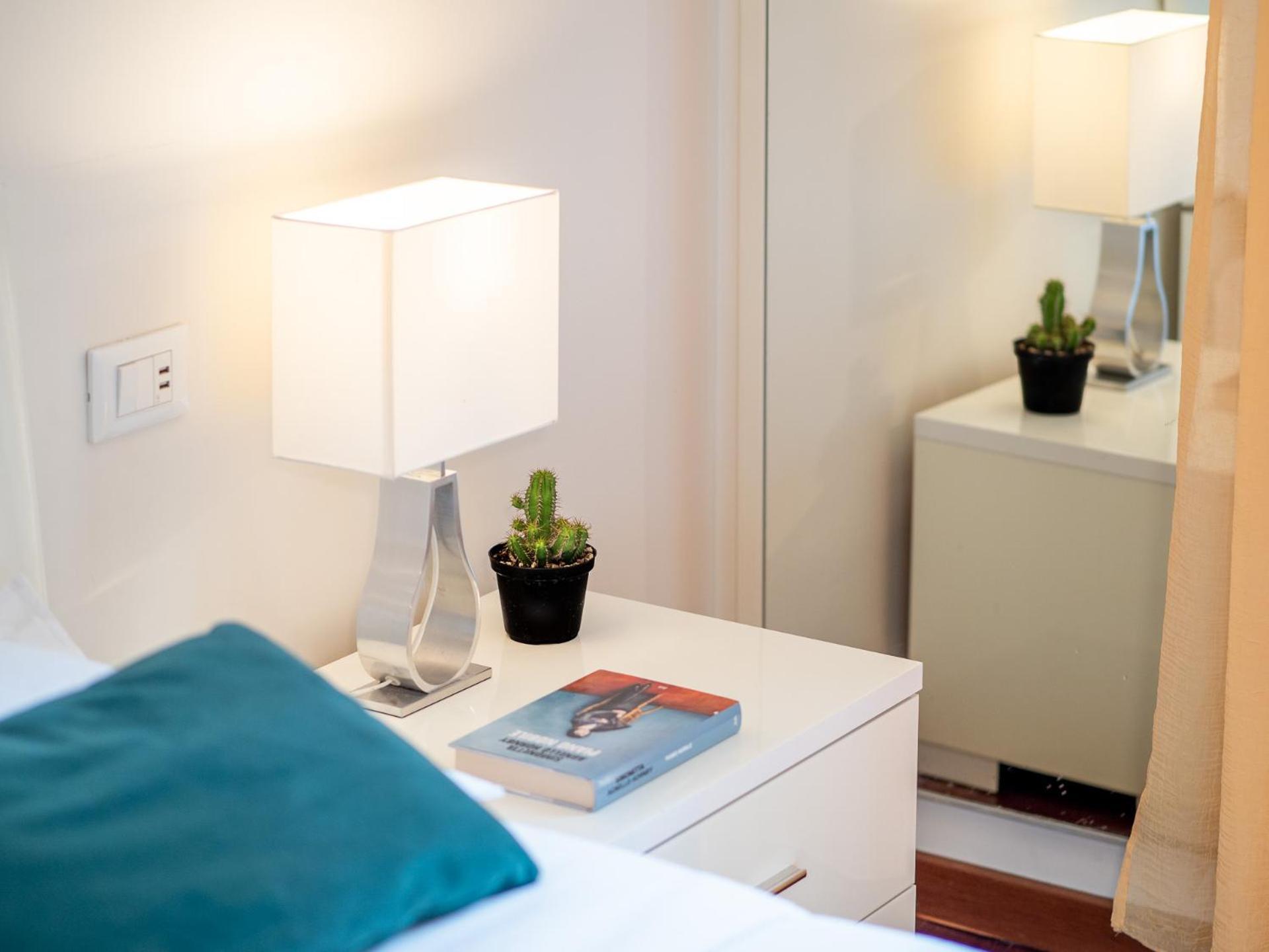 Stylish Flat With Balcony - 15 Min To Duomo Apartment Milano Exterior foto